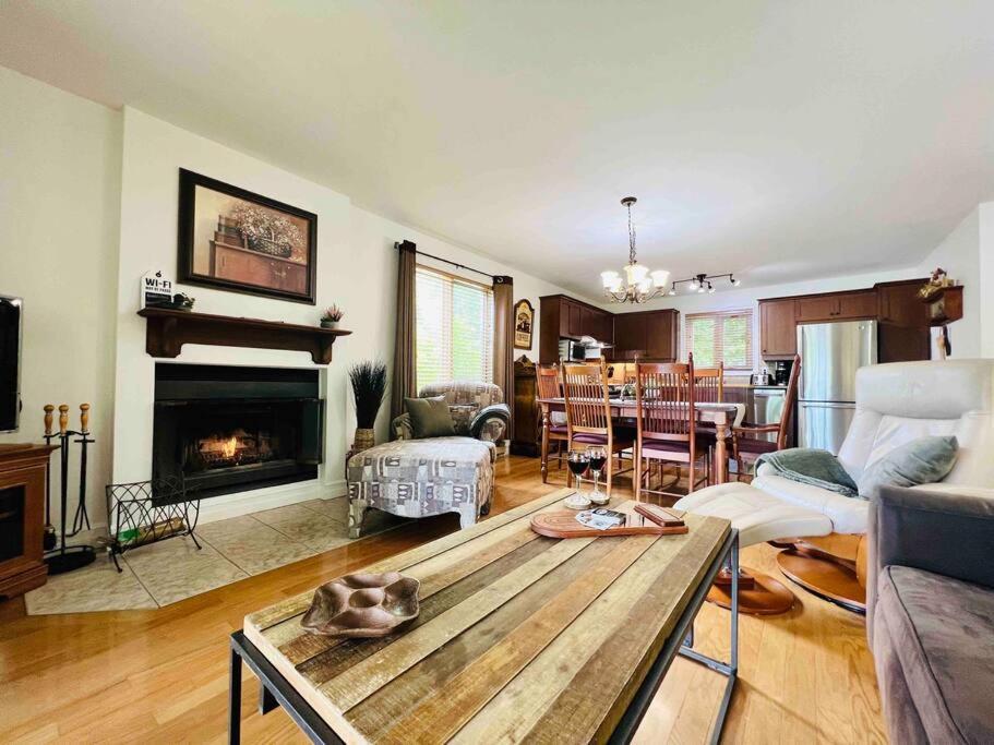 P Tit Boreal- 2 Minutes De La Plage Memphremagog Apartamento Exterior foto